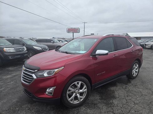 Used 2020 Chevrolet Equinox Premier AWD/4WD image 3