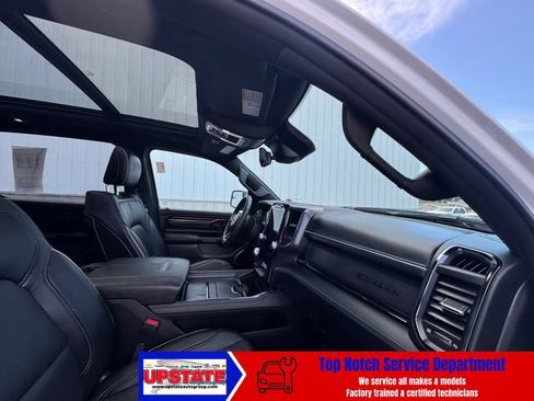Used 2024 RAM 1500 Limited AWD/4WD image 12