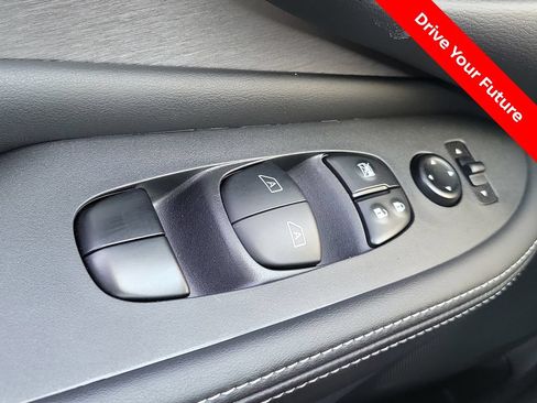 Certified 2023 Nissan Murano SV w/ SV Midnight Edition Package FWD image 16