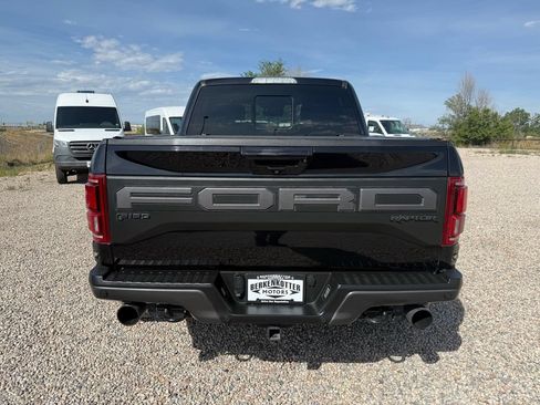 Used 2019 Ford F150 Raptor w/ Equipment Group 802A Luxury AWD/4WD image 9