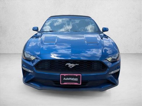 Used 2018 Ford Mustang Premium RWD image 2
