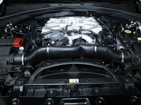 Used 2026 Jaguar F-PACE SVR image 35