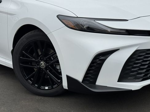 New 2026 Toyota Camry SE FWD image 10