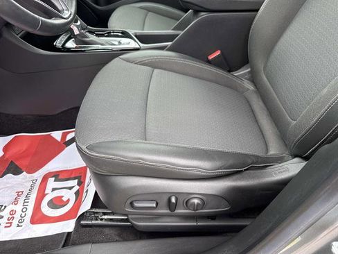 Used 2023 Buick Encore GX Select w/ Sport Touring Package image 14