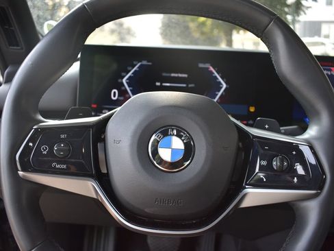 Used 2025 BMW 530i RWD image 12