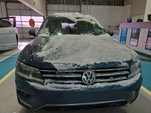Used 2019 Volkswagen Tiguan SEL image 2