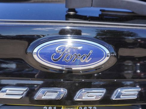 Certified 2023 Ford Edge Titanium image 31