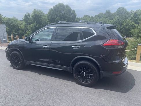 Used 2017 Nissan Rogue SV w/ Midnight Edition Package AWD/4WD image 3
