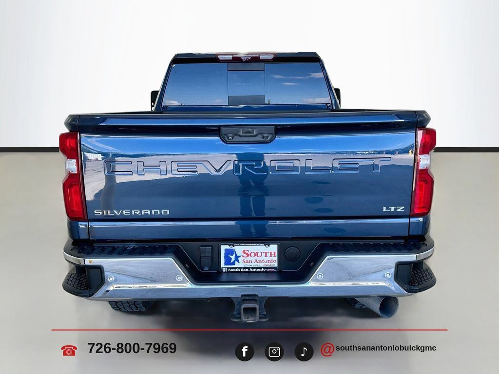 Certified 2022 Chevrolet Silverado 2500 LTZ w/ LTZ Premium Package AWD/4WD image 7
