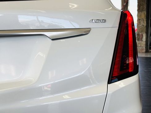 Used 2024 Cadillac XT5 Premium Luxury w/ LPO, Floor Liner Package AWD/4WD image 16