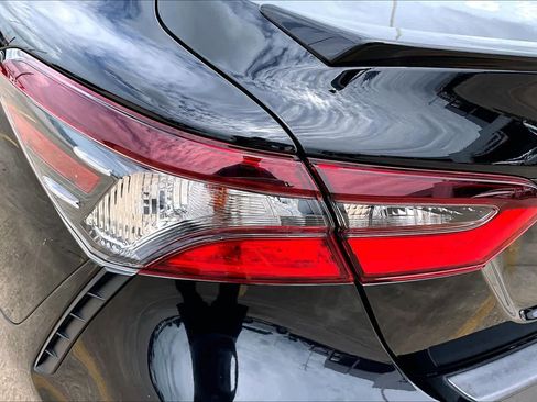 Used 2023 Toyota Camry SE FWD image 28