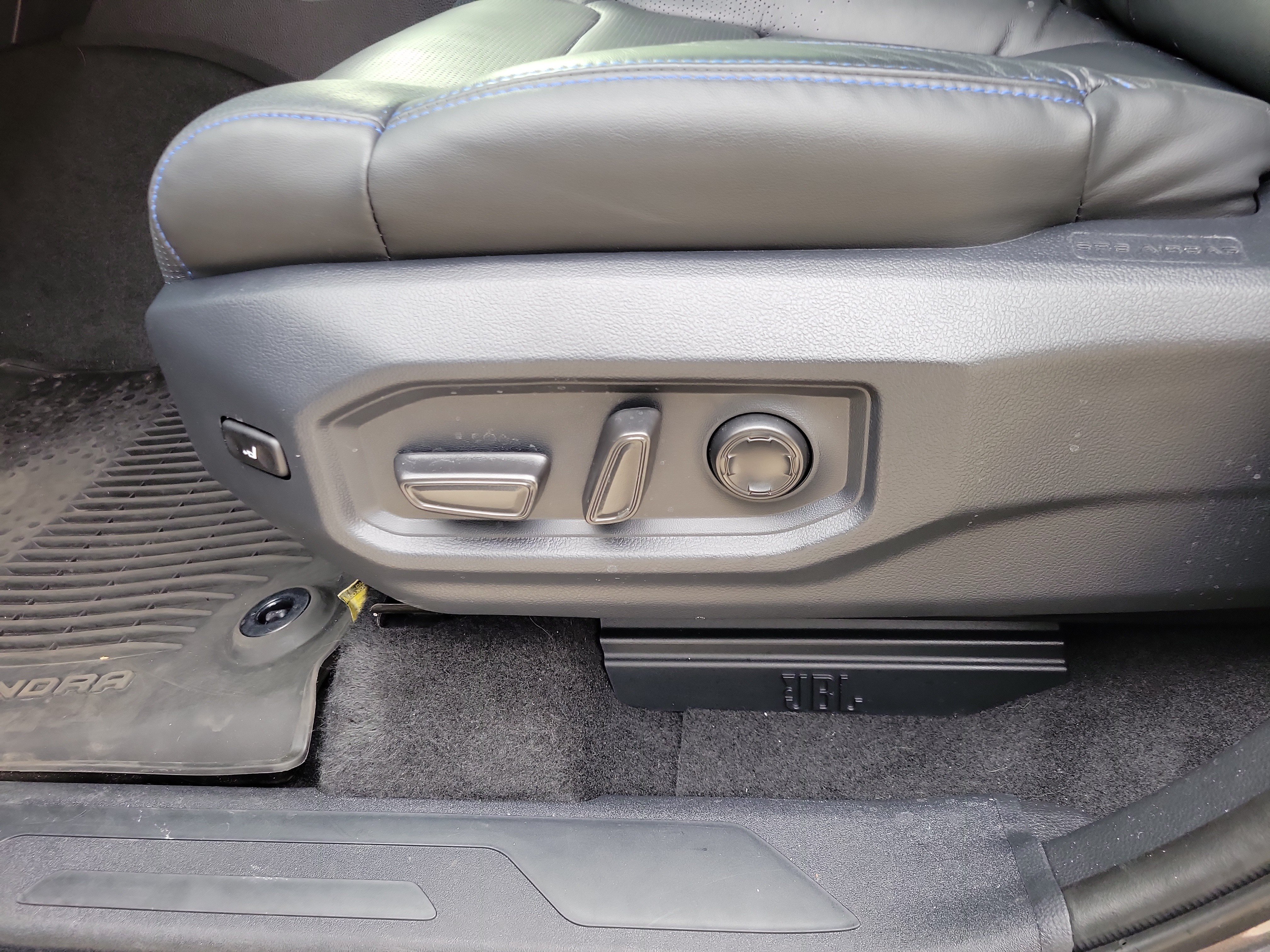 Certified 2025 Toyota Tundra Platinum AWD/4WD image 14