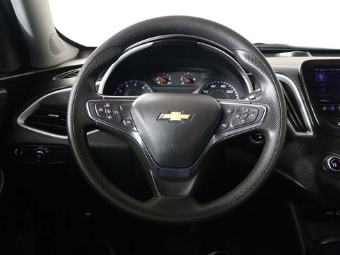 Used 2024 Chevrolet Malibu LT image 34