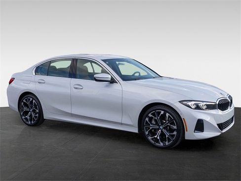 Certified 2025 BMW 330i xDrive Sedan image 12