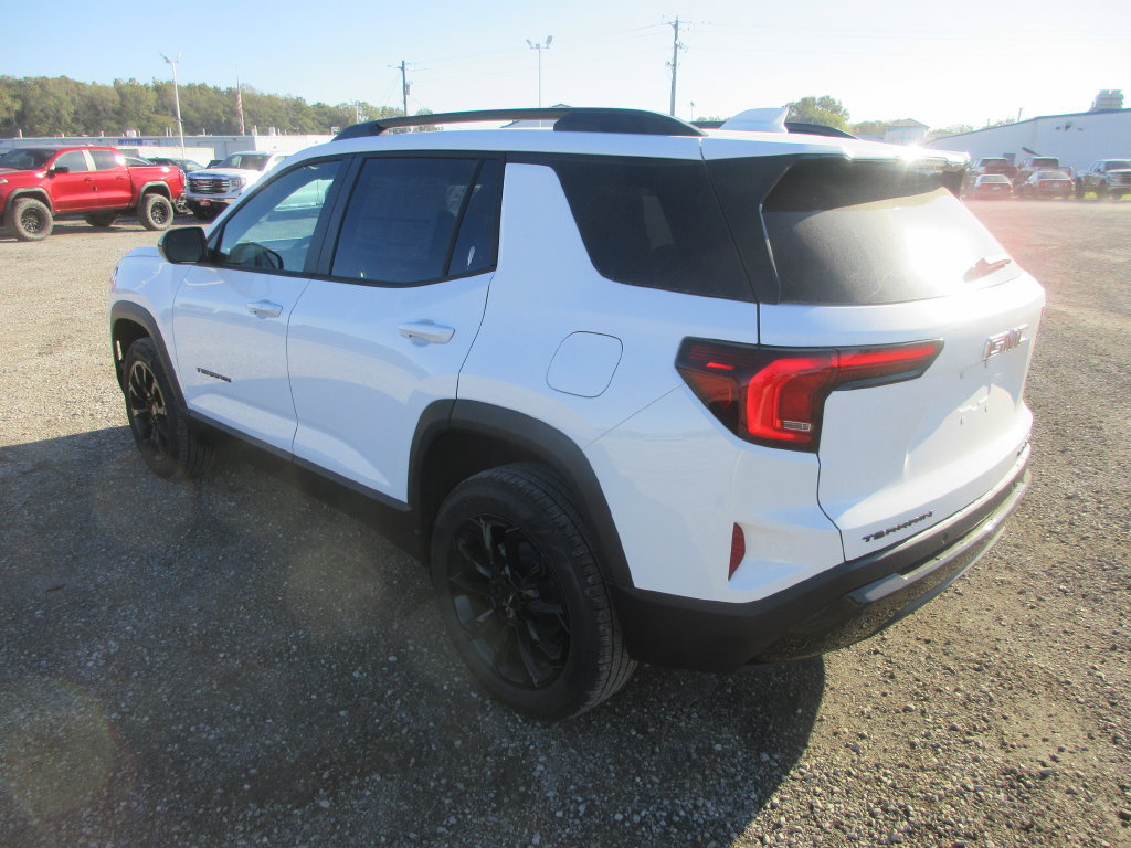 New 2027 GMC Terrain Elevation w/ Elevation Premium Package FWD image 6