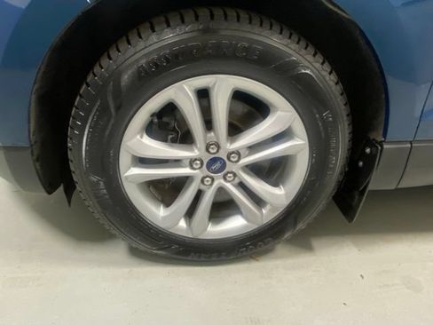 Used 2020 Ford Edge SEL w/ Cold Weather Package AWD/4WD image 5