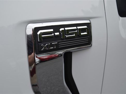 Used 2022 Ford F150 XLT image 38