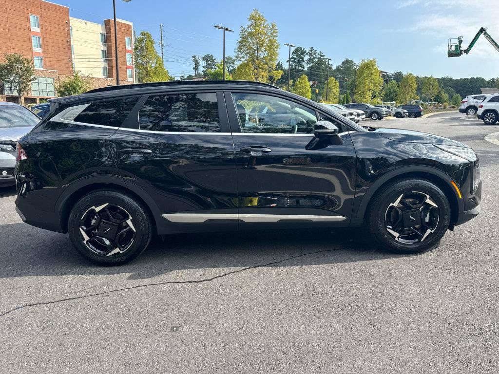 Used 2026 Kia Sportage EX w/ EX Panorama Roof Package FWD image 8