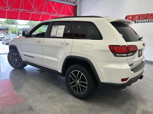 Used 2018 Jeep Grand Cherokee Trailhawk w/ Trailhawk Luxury Group AWD/4WD image 6