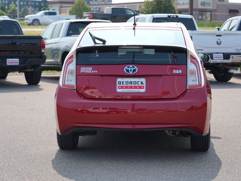 Used 2012 Toyota Prius Two FWD image 4