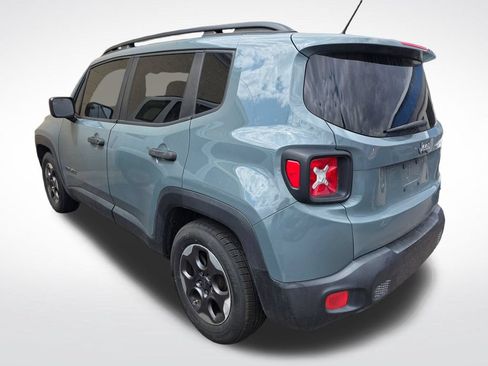 Used 2017 Jeep Renegade Sport FWD image 5