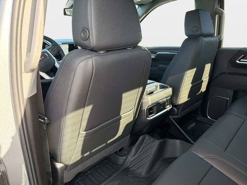 New 2026 GMC Sierra 1500 SLT w/ SLT Premium Package image 13