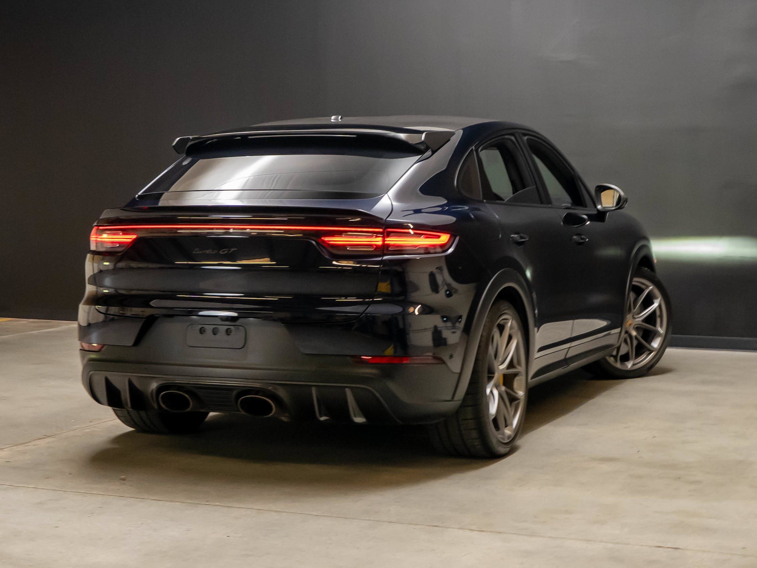 Used 2022 Porsche Cayenne Turbo GT AWD/4WD image 7