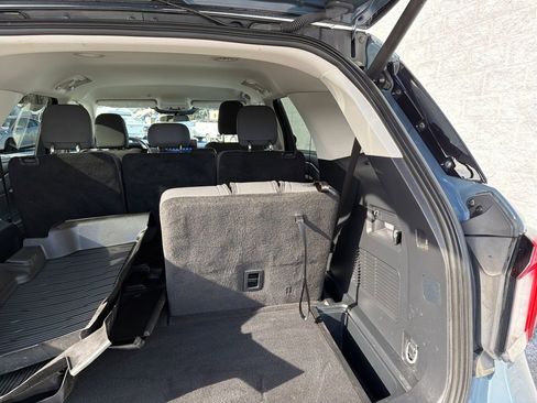 Used 2025 Ford Explorer Active image 20