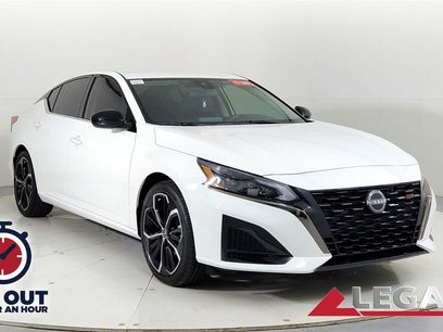 Certified 2024 Nissan Altima 2.5 SR