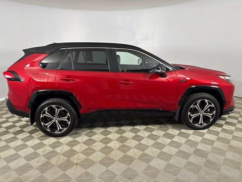 Used 2023 Toyota RAV4 XSE w/ Premium Package AWD/4WD image 8