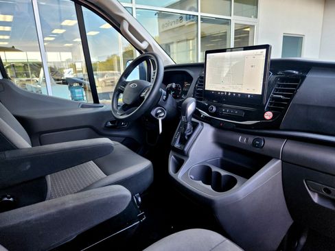 Used 2024 Ford Transit 350 XLT RWD image 35