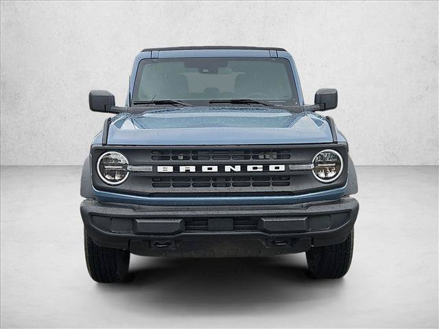 Used 2025 Ford Bronco 4-Door AWD/4WD image 2