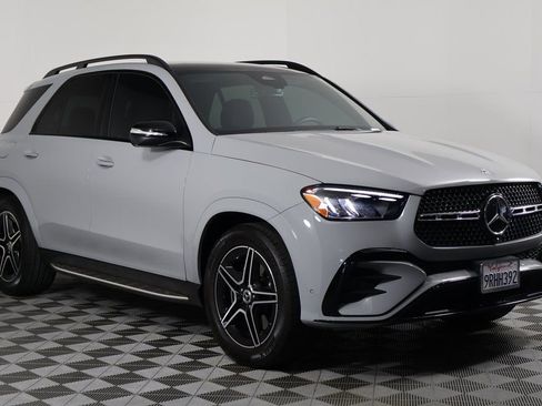 Certified 2025 Mercedes-Benz GLE 350 4MATIC image 3