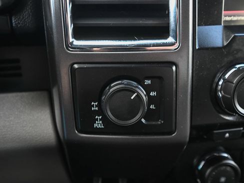 Used 2015 Ford F150 XLT w/ Equipment Group 302A Luxury AWD/4WD image 40