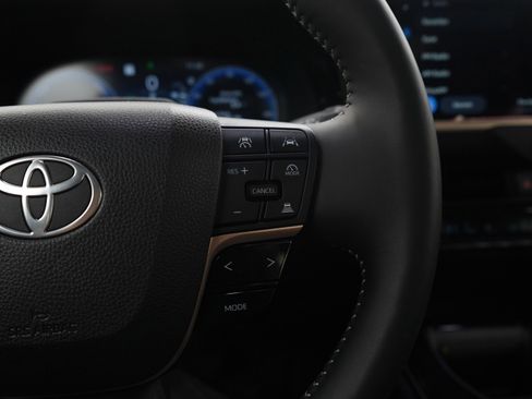 Used 2026 Toyota Crown w/ Advanced Technology Package AWD/4WD image 24