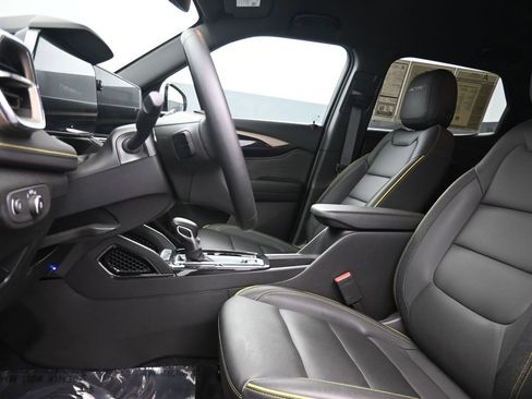 Used 2025 Chevrolet TrailBlazer ACTIV w/ LPO, Trailering Package image 17