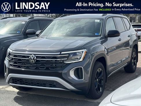 New 2026 Volkswagen Atlas Peak Edition AWD/4WD image 4