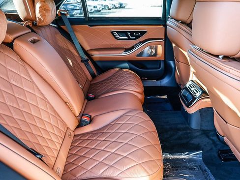 New 2026 Mercedes-Benz S 580 4MATIC Sedan image 18