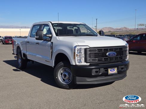 New 2026 Ford F250 XL image 1