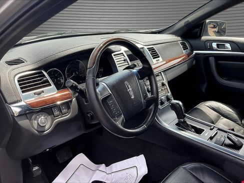Used 2010 Lincoln MKS FWD image 16