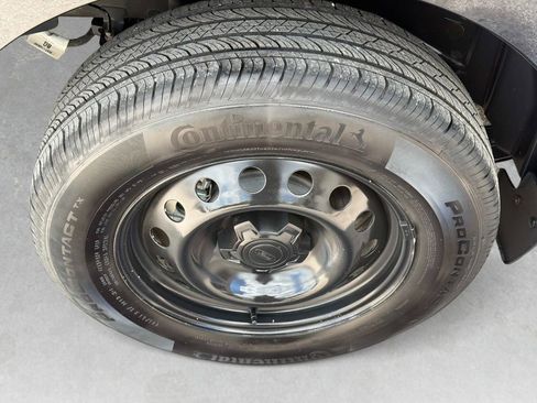 Used 2024 Ford Maverick XL w/ Equipment Group 100A Standard AWD/4WD image 12