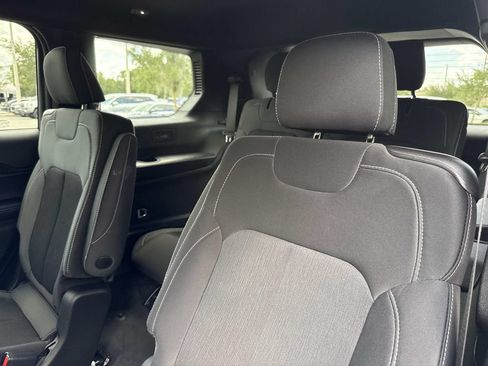 Used 2025 Jeep Grand Cherokee L Laredo w/ Luxury Tech Group I RWD image 14