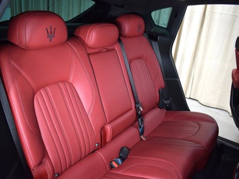 Certified 2022 Maserati Levante Modena AWD/4WD image 18