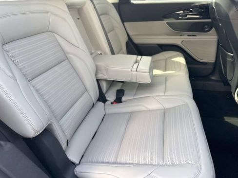 New 2026 Lincoln Nautilus Reserve image 10