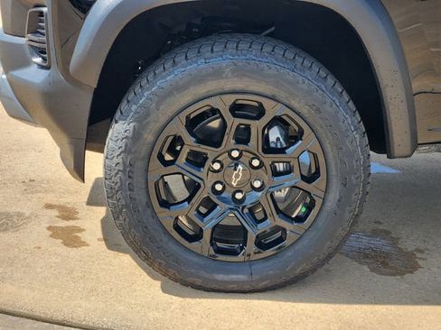 New 2026 Chevrolet Colorado Trail Boss AWD/4WD image 9