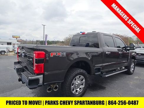 Used 2024 Ford F250 Lariat w/ Chrome Package image 5
