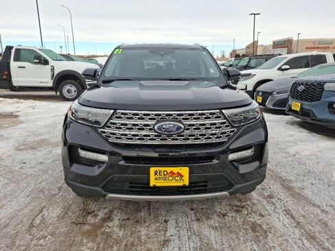 Used 2021 Ford Explorer Limited image 2