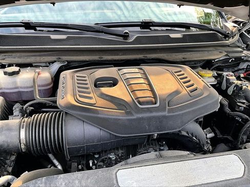 Used 2024 Jeep Grand Wagoneer L Series II AWD/4WD image 33
