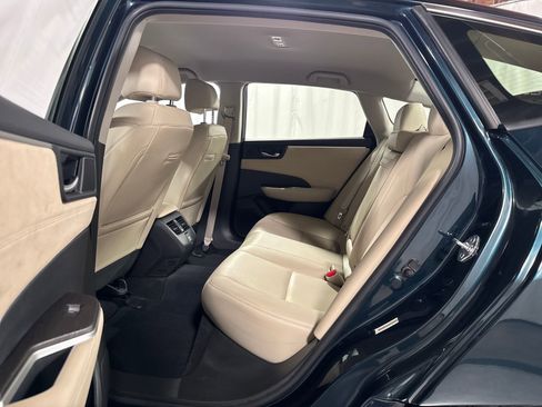 Used 2018 Honda Clarity Touring image 5