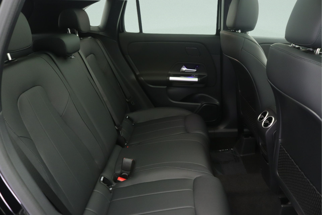 New 2026 Mercedes-Benz GLA 250 image 8